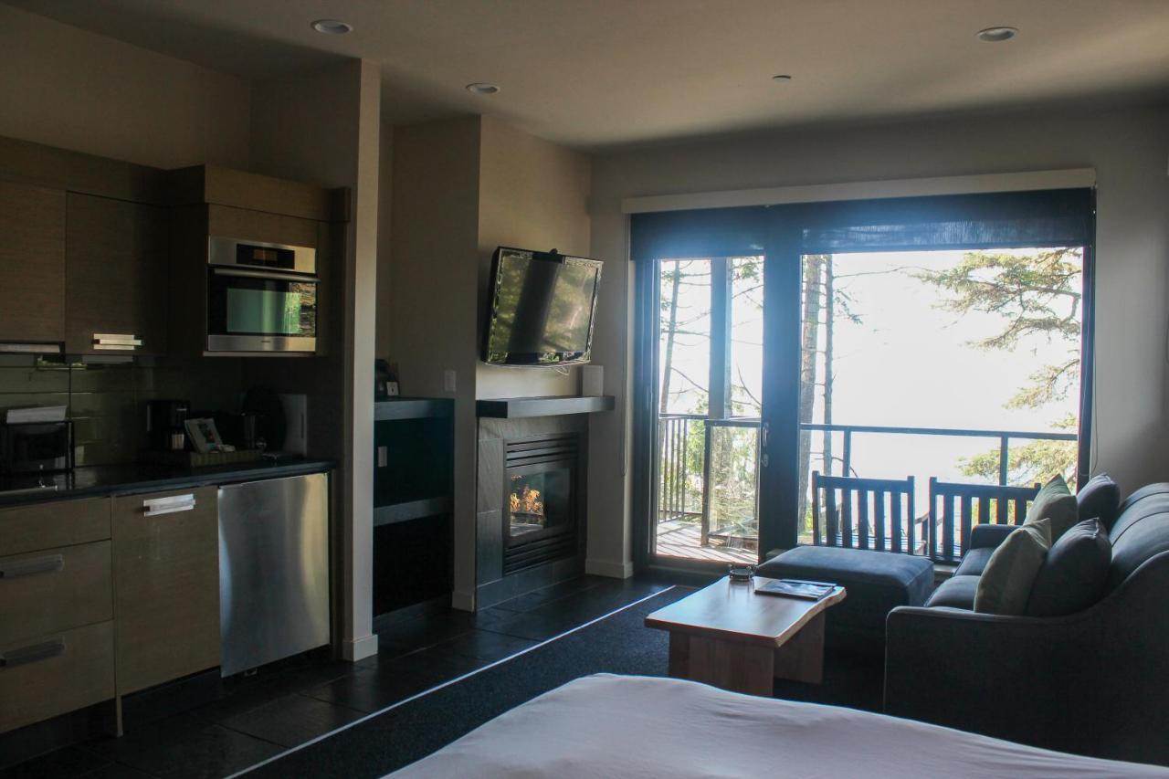 Black Rock Oceanfront Resort Уклуелет Екстериор снимка