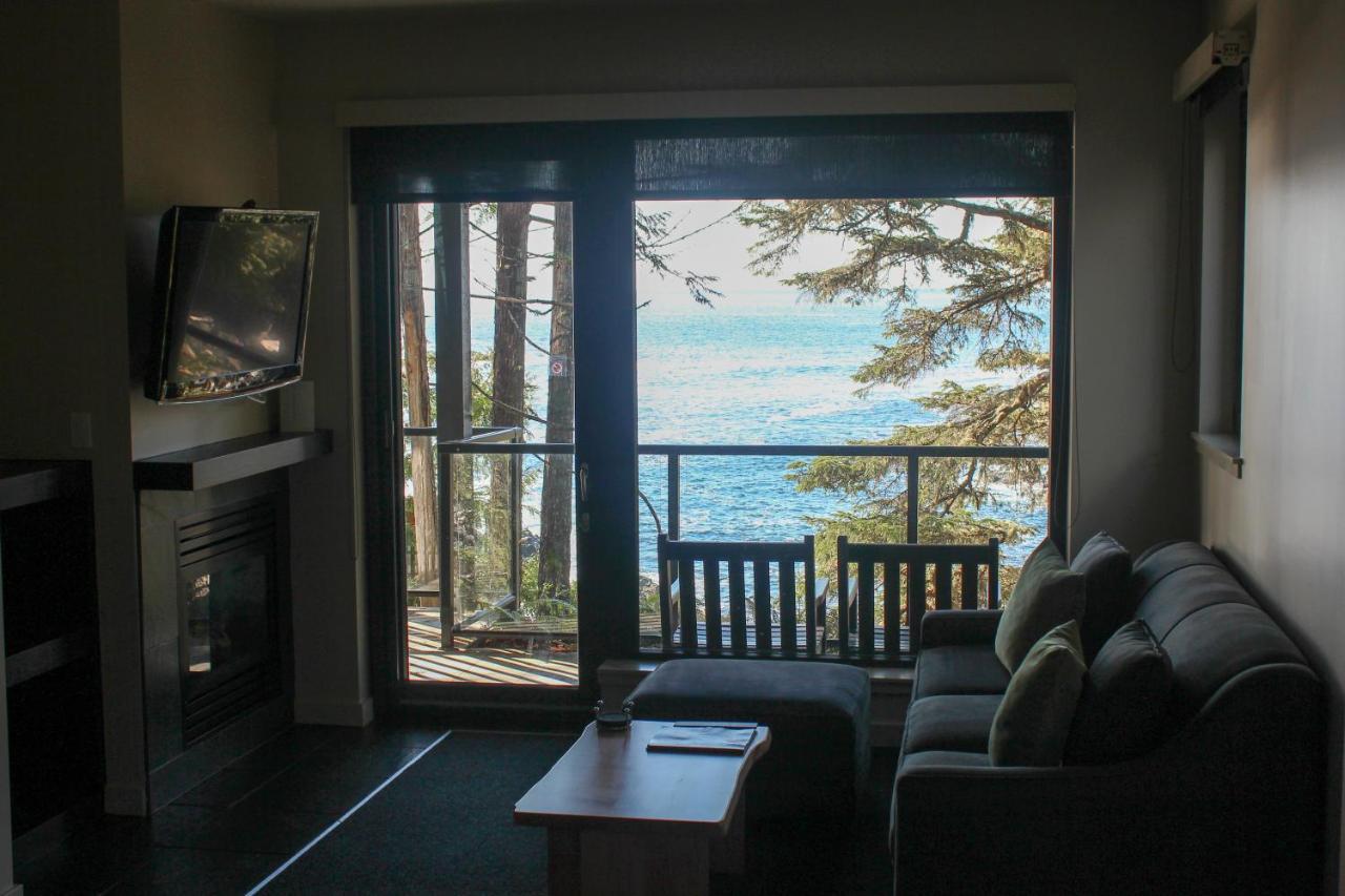 Black Rock Oceanfront Resort Уклуелет Екстериор снимка