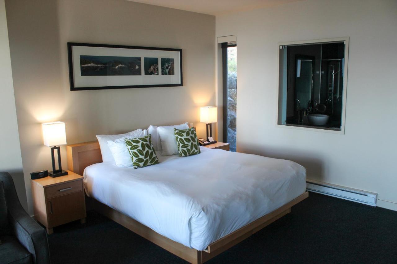 Black Rock Oceanfront Resort Уклуелет Екстериор снимка