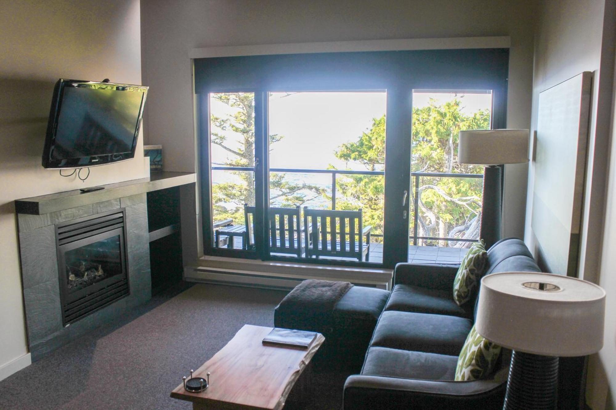 Black Rock Oceanfront Resort Уклуелет Стая снимка
