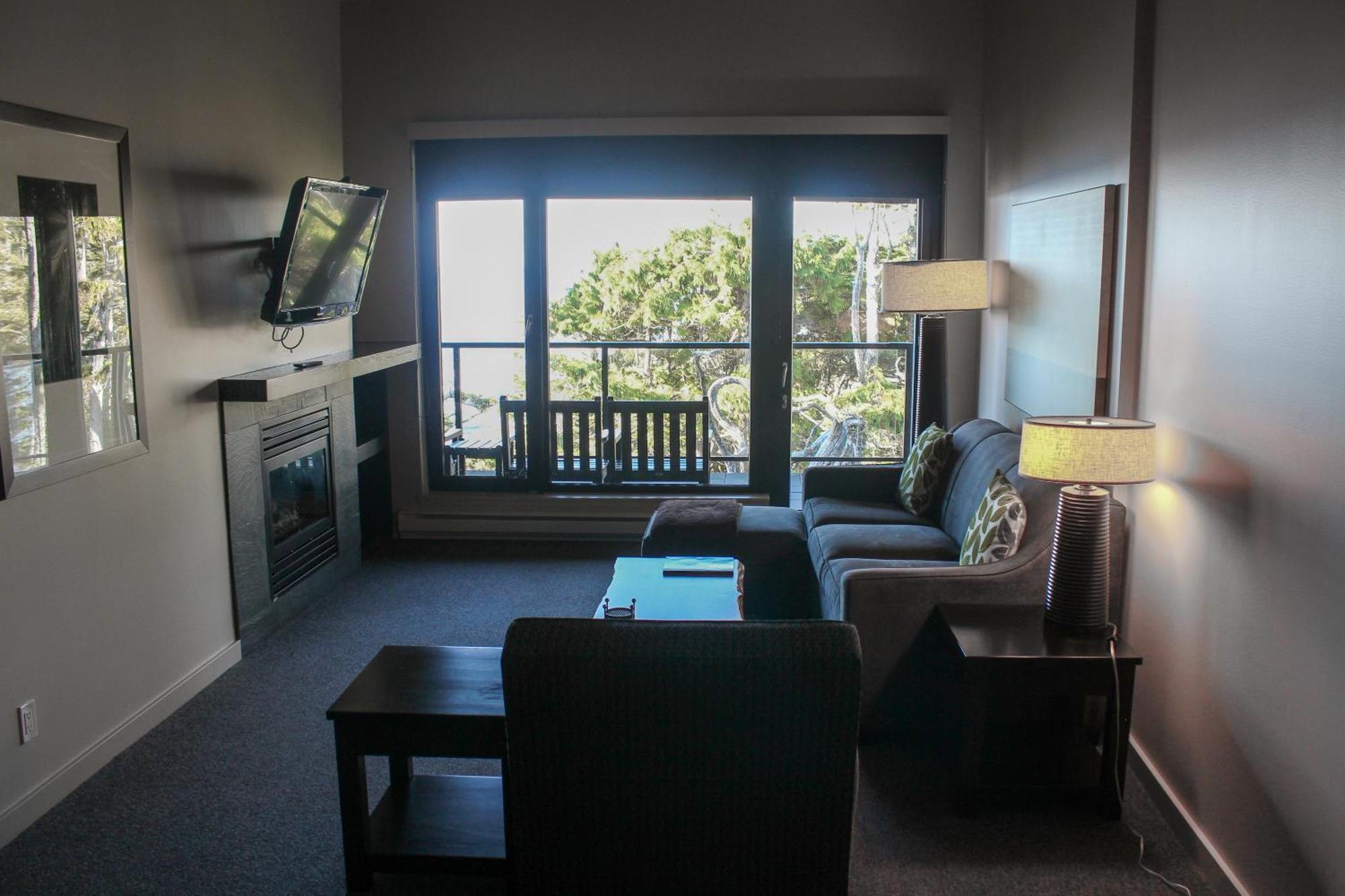 Black Rock Oceanfront Resort Уклуелет Стая снимка