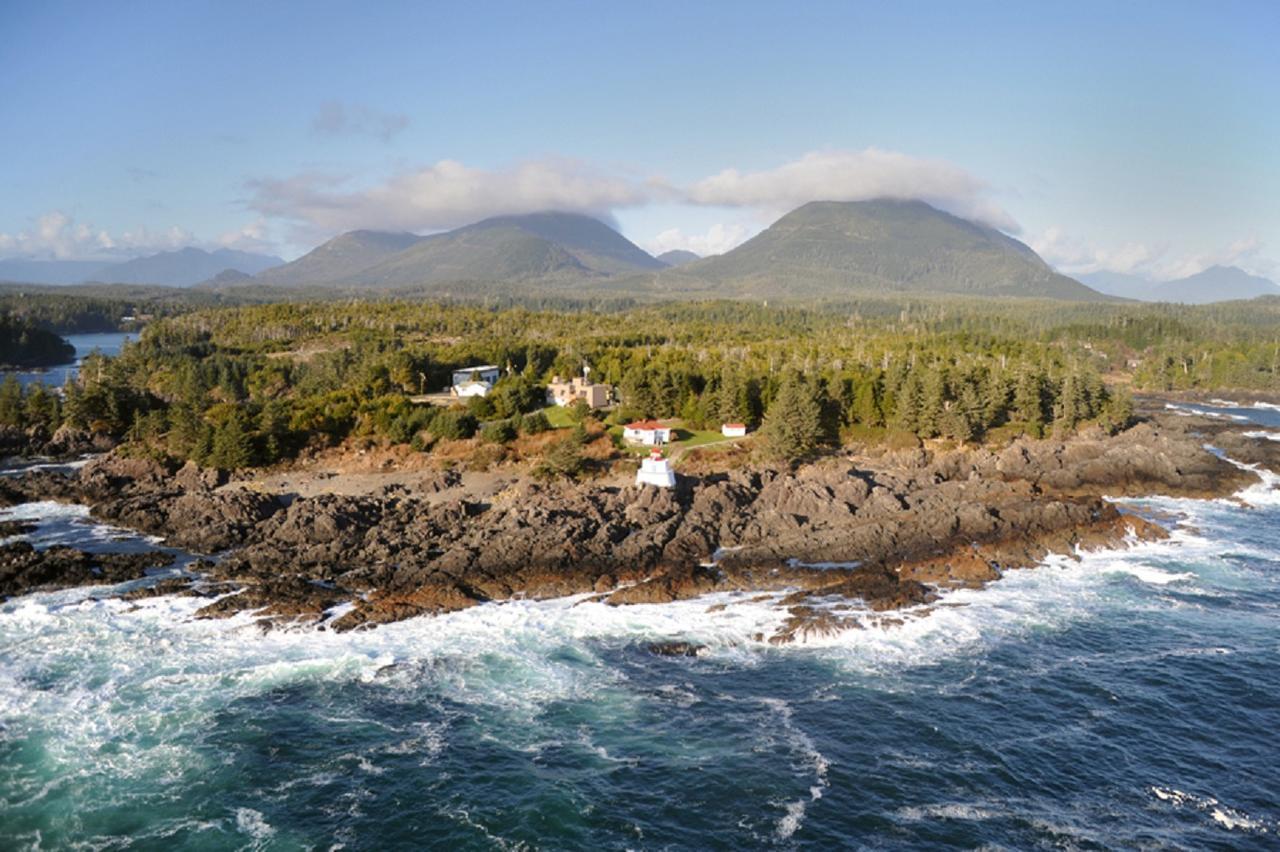 Black Rock Oceanfront Resort Уклуелет Екстериор снимка