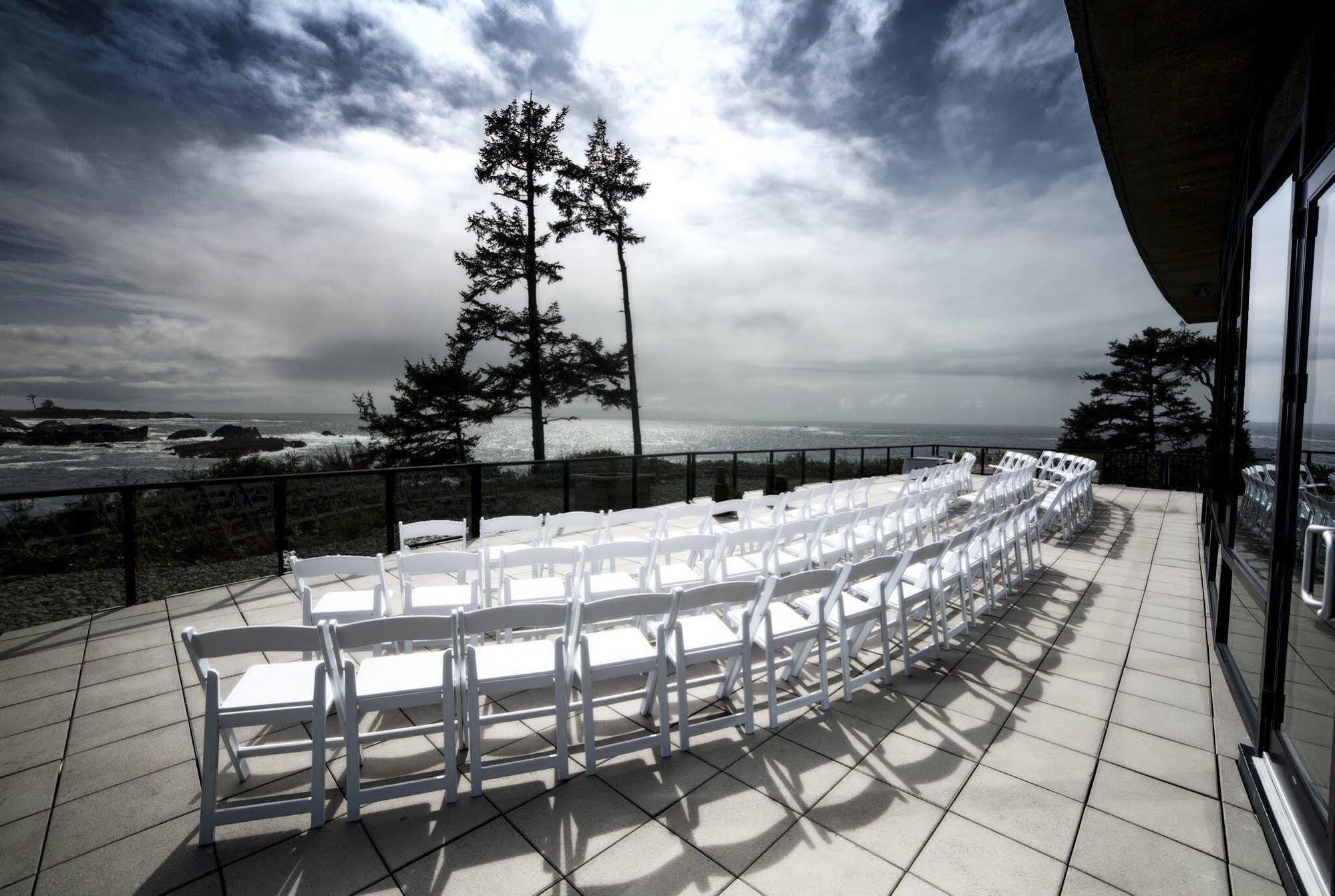 Black Rock Oceanfront Resort Уклуелет Екстериор снимка