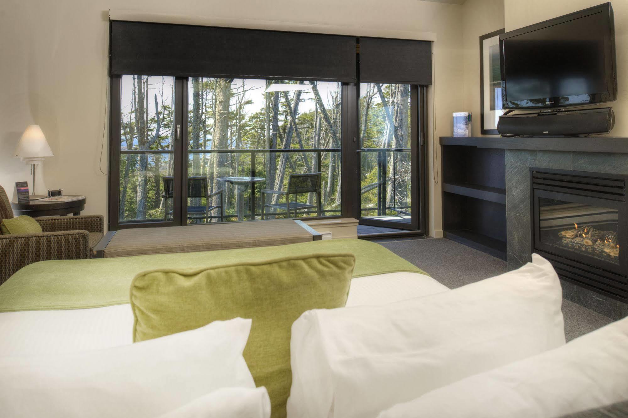 Black Rock Oceanfront Resort Уклуелет Екстериор снимка