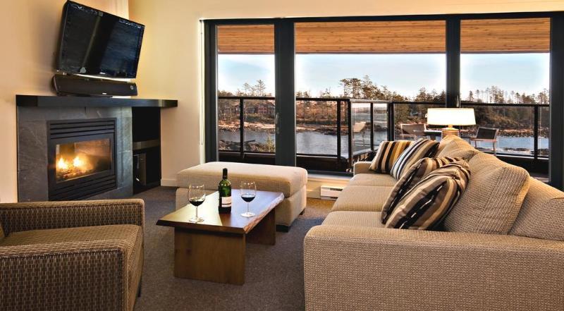 Black Rock Oceanfront Resort Уклуелет Екстериор снимка